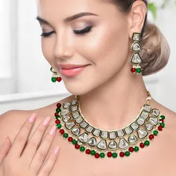 LUCKY JEWELLERY Gold-Plated Kundan-Studded & Beaded Jewellery Set image 3