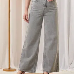 Shein Full Length Stone Wash Fly with Button Closure Jeans-image-16