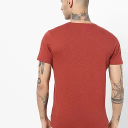 dnmx Typographic Print Crew-Neck T-shirt image 2