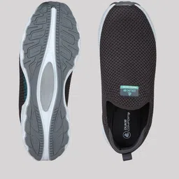 duke Men Slip-On Running Shoes image 4