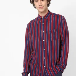 Celio Men Maroon & Blue Regular Fit Striped Casual Shirt-picture-15