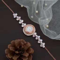 gc premium jewellery Rose Gold Analog Watch - For Women Stylish Rosegold Loose Analog Bracelet Watch For Girls And Women image 3