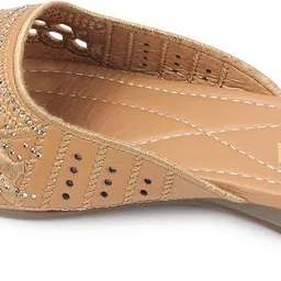 nidima Women Flats Sandal image 2