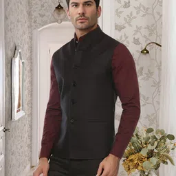 rocksy Solid Men Waistcoat image 1