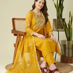 mokosh Women Muslin Kurta Pant Dupatta Set image 2