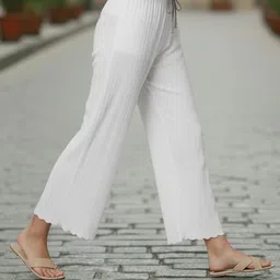 skl Women Regular Fit White Cotton Blend Trousers image 5