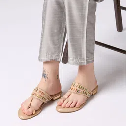 vwalk Women Flats Sandal image 2