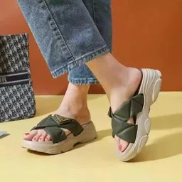 rifof Women Slides image 2