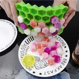 mapperz Ice Cube Tray, Easy-Release Safe Hexagonal Silicone Ice Mould Green Silicone Ice Cube Tray image 4