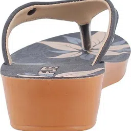 flite Women Flip Flops image 5