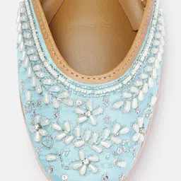 house of pataudi Mojaris For Women image 4