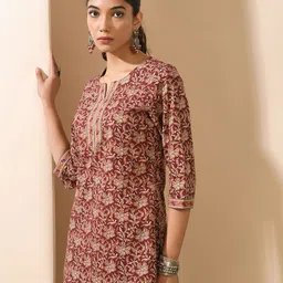 fyunl Women Printed Viscose Rayon Straight Kurta image 2