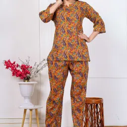 murli kurti Top Pant Co-ords Set with Coat image 4