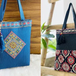 craftwell Women Blue, Black Messenger Bag-picture-25