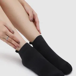 N2S NEXT2SKIN Women Pack of 3 Patterned Cotton Ankle-Length Socks image 2