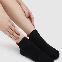 N2S NEXT2SKIN Women Pack of 3 Patterned Cotton Ankle-Length Socks image 4
