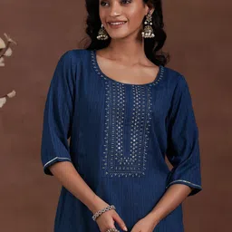 Libas Round Neck Ethnic Motifs Embroidered Dobby Straight Kurta image 2