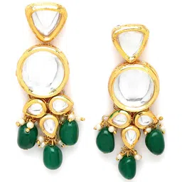 KARATCART Gold-Plated Green Stone Beaded & Kundan Studded Jewellery Set image 4