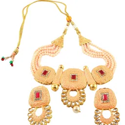 Jewar Mandi Gold-Plated Peach-Coloured & Red Kundan-Studded & Pearl Beaded Jewellery Set image 1