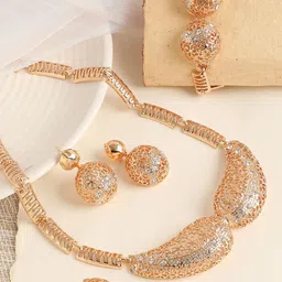 SOHI Women Gold-Plated & Toned White Artificial Stones Studded Jewellery Set image 1