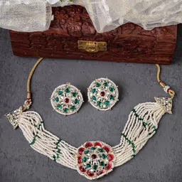 Sukkhi Gold-Plated Stones-Studded & Beaded Necklace and Earrings Set image 2