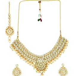 OOMPH Kundan-Studded & Beaded Jewellery Set image 2