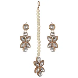 Jazz and Sizzle Gold-Plated Stone-Studded & Pearl Beaded Jewellery Set image 4