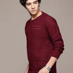 roadster Men Self Design Round Neck Maroon Sweater image 5