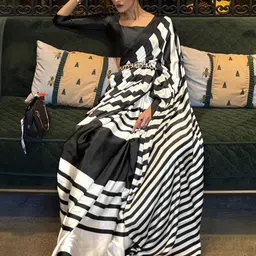 Mitera Off White & Black Printed Striped Saree image 2