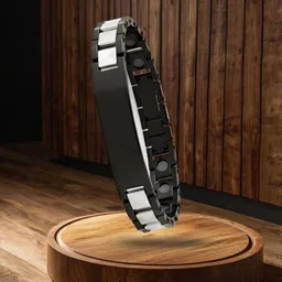 jewelrymiguel Alloy Bracelet image 1