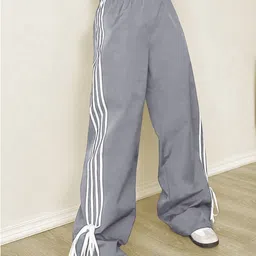 qioa Women Cargos image 3