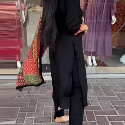 royal export Women Chanderi Kurta Pant Dupatta Set image 2