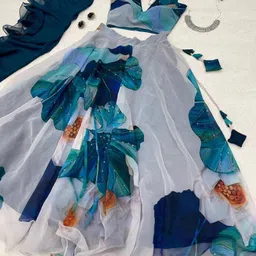 lips crown Digital Print Semi Stitched Lehenga & Crop Top image 2