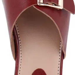 devavi Women Wedges Sandal image 3