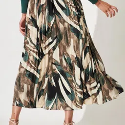 zwerlon Women Printed A-line Dark Green Skirt image 2