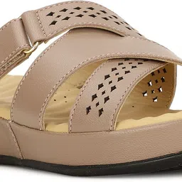 scholl Women Wedges Sandal-picture-24