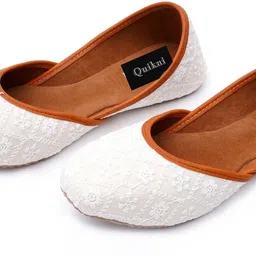 quikni Women Flats Sandal image 2