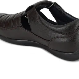 bata Men BOSS-GRID Casual Sandal image 5