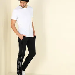 levi's Men Solid Black Track Pants image 3