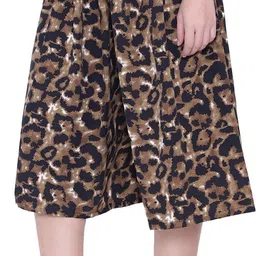 prabhnoorskirts Women Multicolor Capri image 3