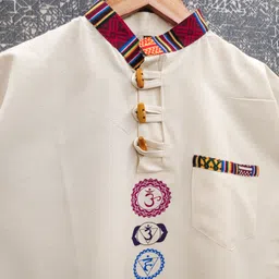 beladiya fashion Men Colorblock Khadi Cotton A-line Kurta image 2