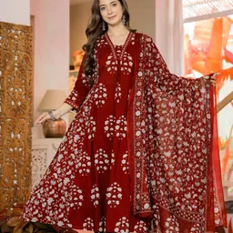 gekha Women Pure Cotton Kurta Pant Dupatta Set-picture-22