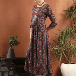 kirnya Viscose Rayon Stitched Anarkali Gown image 3