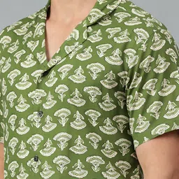 kotty Men Regular Fit Printed Lapel Collar Casual Shirt image 5