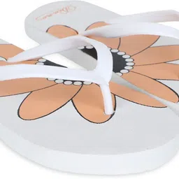 diano Women Flip Flops image 4