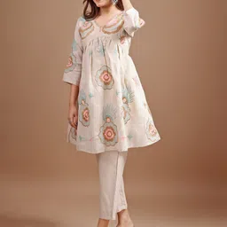 tikhi imli Tunic Pant Co-ords Set image 3