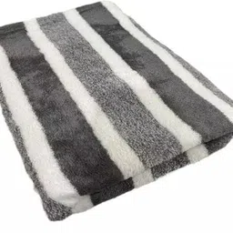 adiyal Microfiber 300 GSM Face Towel Set image 5