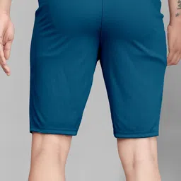 wereko Solid Men Silver Regular Shorts image 2