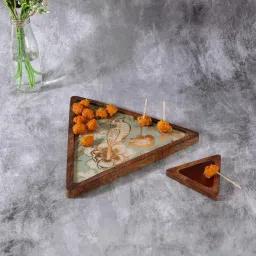 the home co. White Mango wood 10 Inch Triangle Appetizer Platters image 1