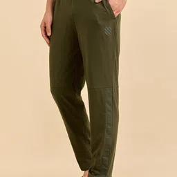 Sweet Dreams Men Mid-Rise Lounge Pants image 2